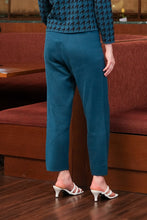 Load image into Gallery viewer, Asiro Axel Knitted Pants Bawahan Wanita