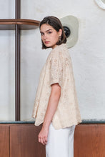 Load image into Gallery viewer, Asiro Umira Blouse Atasan Wanita Linen