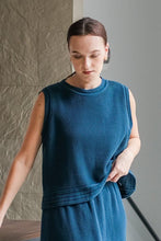 Load image into Gallery viewer, Asiro Ramy Top Onyx Skirt Knitted Set Wanita
