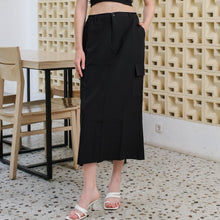 Load image into Gallery viewer, Asiro Hedy Midi Skirt Wolstretch Rok Bawahan Wanita