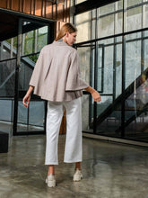 Load image into Gallery viewer, Asiro Kyo Linen Blouse Kemeja Atasan Wanita