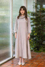 Load image into Gallery viewer, Asiro Quella Cotton Flowy Dress Gaun Gamis Panjang Lembut Katun Wanita