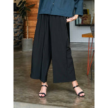 Load image into Gallery viewer, Asiro Nora Pants Woolstretch Celana Panjang Wanita Kulot