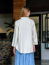 Load image into Gallery viewer, Asiro Una Linen Blouse Pakaian Atasan Wanita Lengan Panjang