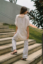 Load image into Gallery viewer, Twila Flowy Blouse