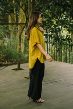 Load image into Gallery viewer, Twila Flowy Blouse