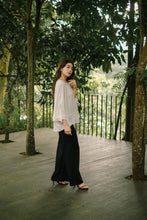 Load image into Gallery viewer, Lara Flowy Blouse White