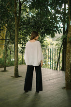 Load image into Gallery viewer, Lara Flowy Blouse White