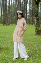 Load image into Gallery viewer, Aziza Linen Blouse
