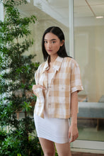 Load image into Gallery viewer, Levia Linen Blouse
