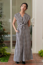 Load image into Gallery viewer, Franda Linen Dress
