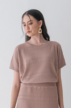 Load image into Gallery viewer, Asiro Arsa Knitted Blouse Hazel Knitted Pants Sets Wanita
