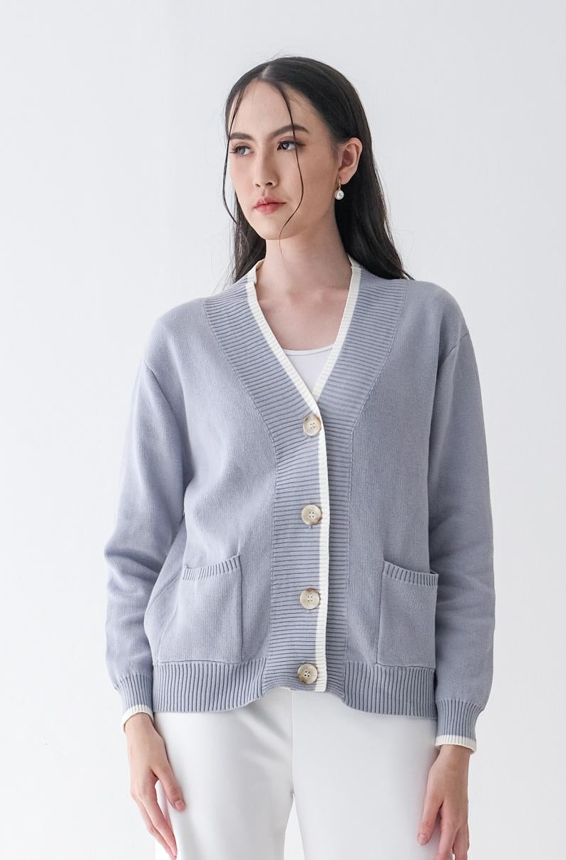 Eyli Knitted Cardigan Atasan Wanita