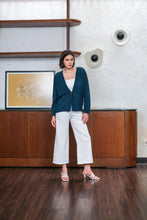 Load image into Gallery viewer, Asiro Ravena Knitted Outwear Atasan Wanita

