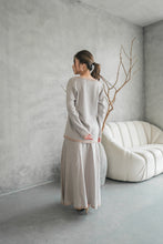 Load image into Gallery viewer, Chiyo Blouse Akira Skirt Knitted set
