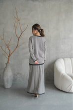 Load image into Gallery viewer, Chiyo Blouse Akira Skirt Knitted set
