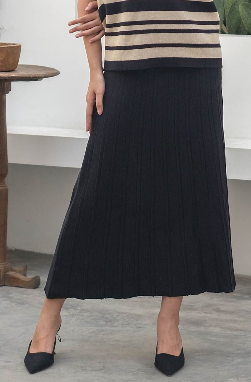 Libby Knitted Skirt Black