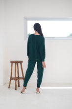 Load image into Gallery viewer, Gail Knitted Outerwear Emerald Green
