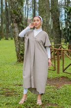 Load image into Gallery viewer, Fayza Linen Dress
