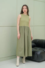 Load image into Gallery viewer, Haily Cotton Stretch Dress
