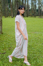 Load image into Gallery viewer, Nabila Linen Dress
