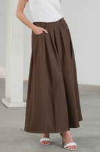 Load image into Gallery viewer, Wendy Semi Woll Skirt
