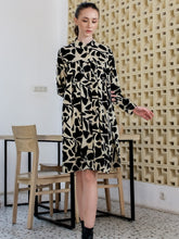 Load image into Gallery viewer, Asiro Emmy Linen Midi Dress Gaun Wanita Lengan Panjang
