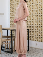 Load image into Gallery viewer, Asiro Lea One Set Polycotton Setelan Wanita Tanpa Lengan

