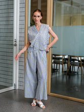 Load image into Gallery viewer, Asiro Blaze One Set Linen Set Pakaian Wanita Tanpa Lengan
