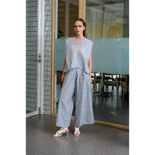 Load image into Gallery viewer, Asiro Blaze One Set Linen Set Pakaian Wanita Tanpa Lengan
