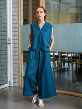 Load image into Gallery viewer, Asiro Blaze One Set Linen Set Pakaian Wanita Tanpa Lengan
