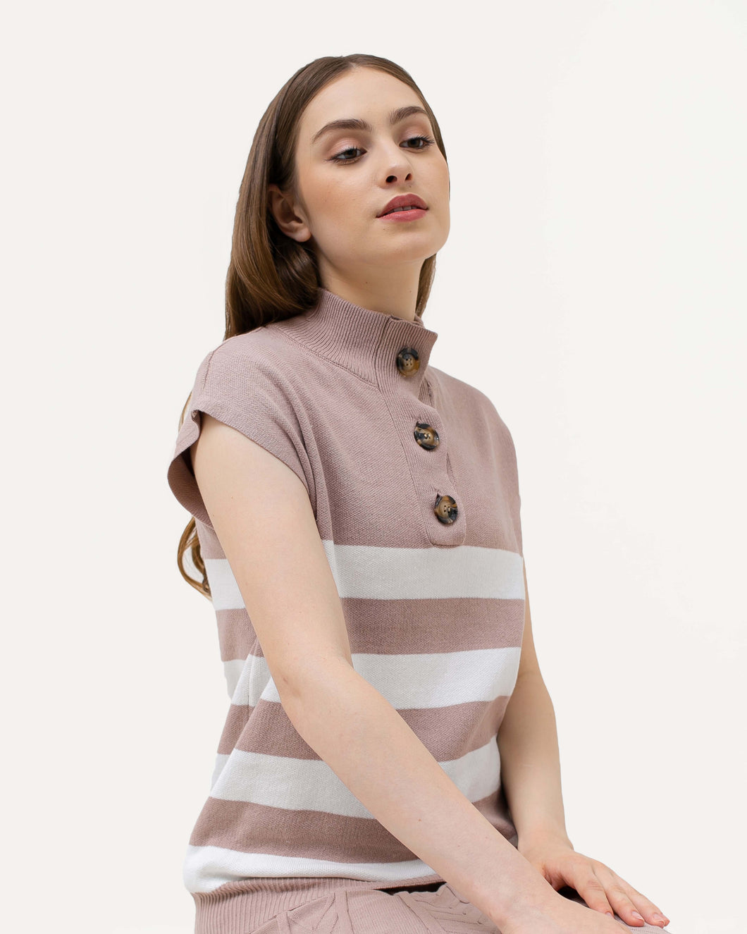 Violeta Knitted Blouse Outerwear Sand