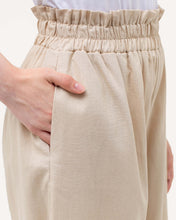 Load image into Gallery viewer, Lyra Pants Khaki
