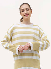 Load image into Gallery viewer, Winata Knitted Outerwear Yellow
