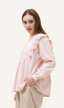 Load image into Gallery viewer, Mika Rayon Blouse Pink
