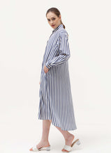Load image into Gallery viewer, Krysta Linen Dress Navy
