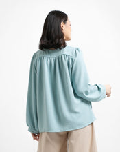 Load image into Gallery viewer, Aileen Crinkle Blouse
