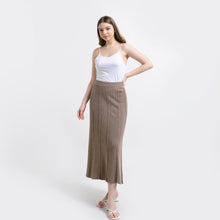 Load image into Gallery viewer, Ivanka Knitted Skirt Mocca
