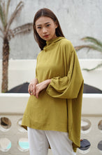 Load image into Gallery viewer, Viona Crinkle Blouse Lime
