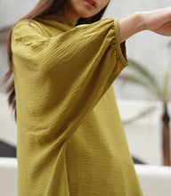 Load image into Gallery viewer, Viona Crinkle Blouse Lime
