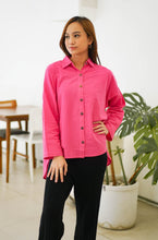 Load image into Gallery viewer, Cleo Linen Blouse Fuchsia
