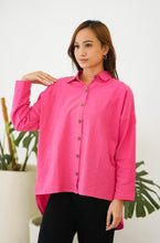 Load image into Gallery viewer, Cleo Linen Blouse Fuchsia
