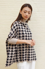 Load image into Gallery viewer, Anatasya Knitted Blouse Mocca
