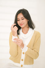 Load image into Gallery viewer, Elyna Cardigan Knitted Yellow
