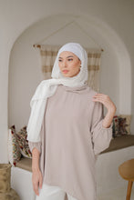 Load image into Gallery viewer, Rafa Blouse Khaki
