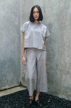 Load image into Gallery viewer, Helga Linen Set
