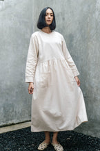 Load image into Gallery viewer, Prissa Linen Dress
