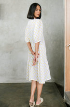 Load image into Gallery viewer, Raisa Linen Dress

