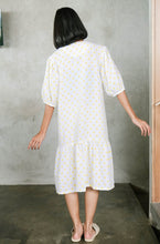 Load image into Gallery viewer, Raisa Linen Dress
