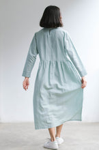 Load image into Gallery viewer, Prissa Linen Dress

